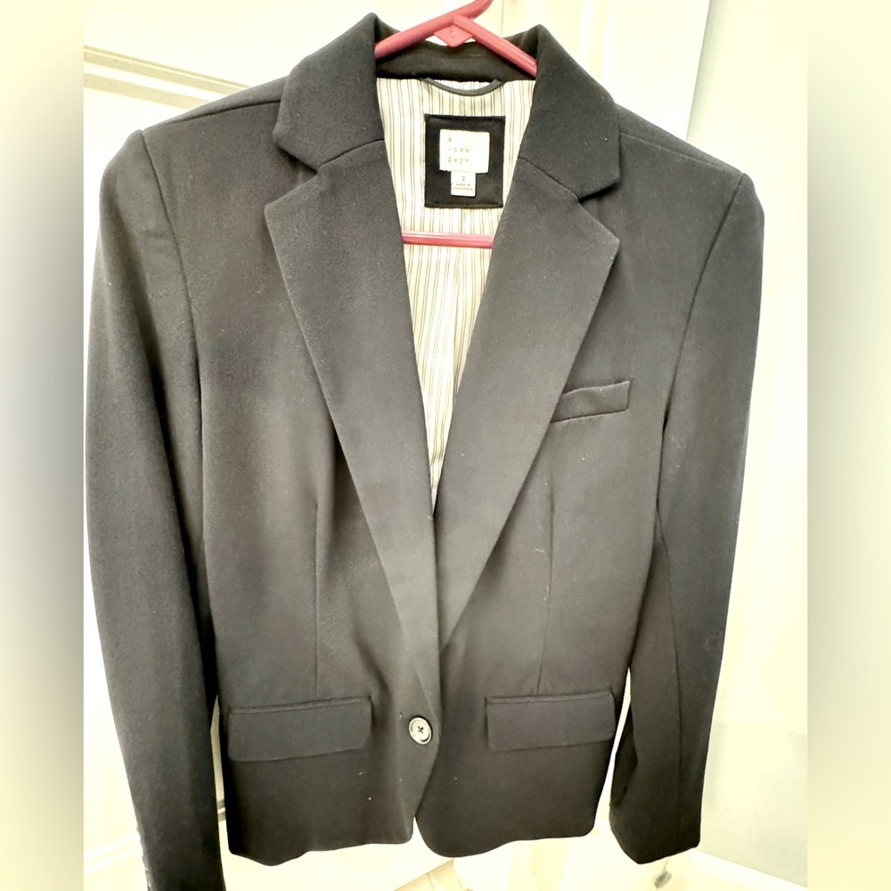 LLadies Navy Blue blazer.